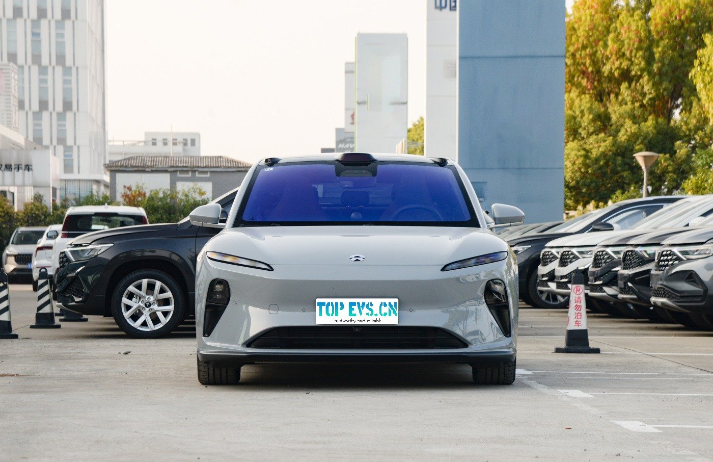 imgi_3_NIO ET5 front NIO Et5– Buy Direct From China | Chinese Sedan for Sale Canada - Image 1